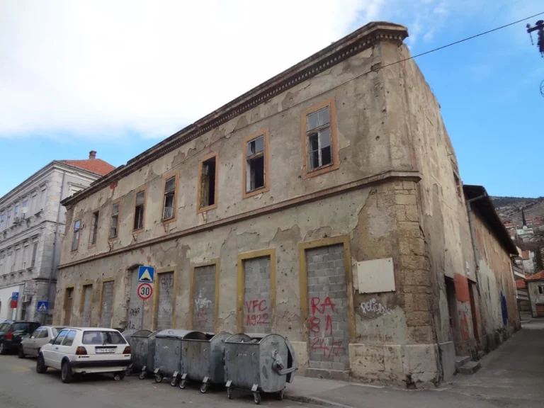 Aline Cateux Bit će prošlosti There will be a past essay Hercegovina Mostovi Hercegovine AbrašRadio OKC Abrašević Mostar