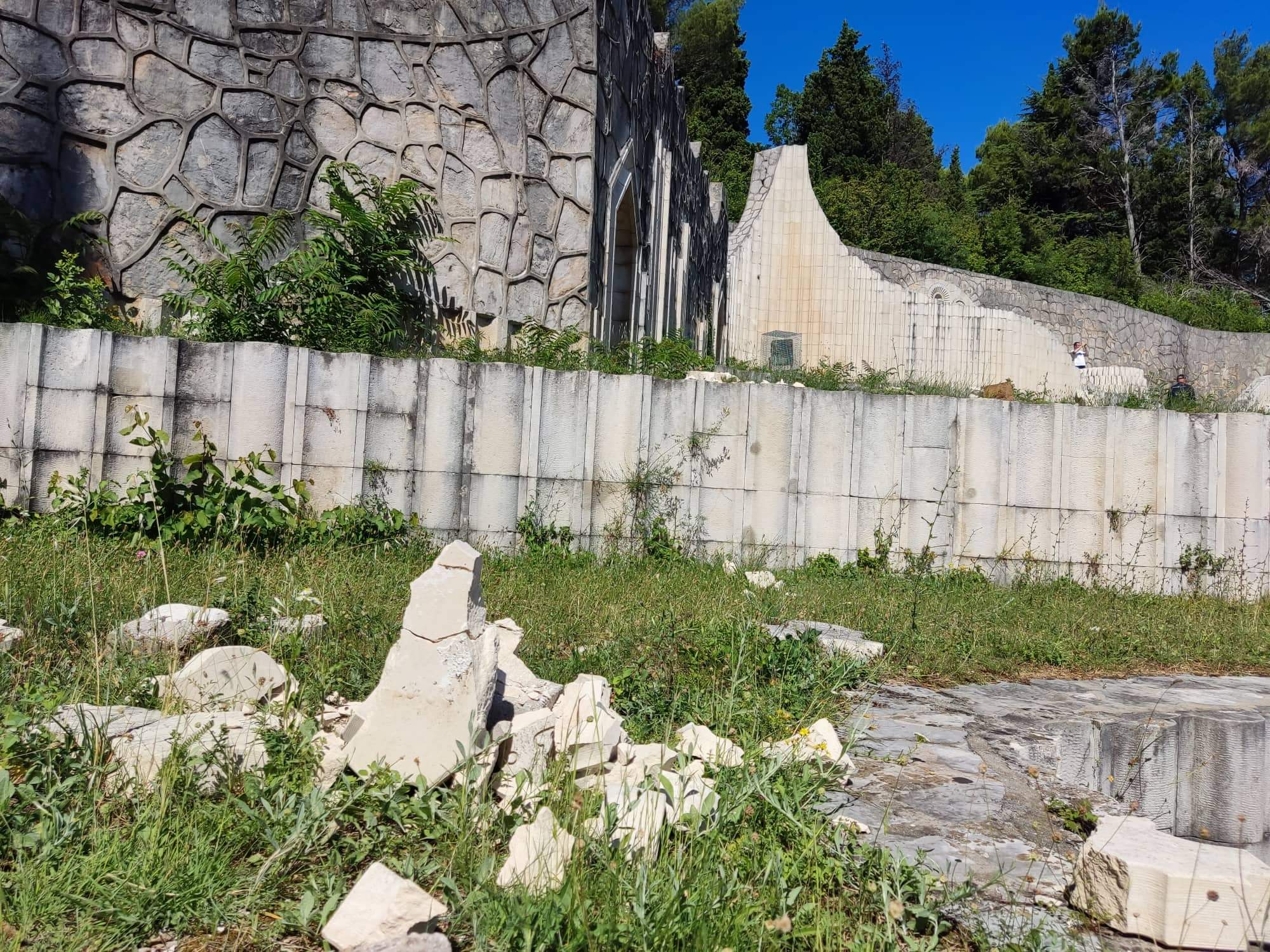 received 7577988882272072 O devastaciji Partizanskog spomen-groblja u Mostaru: Ranko Britvić (VeDRA Split)