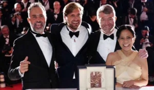 ‘Trougao tuge’ proglašen najboljim evropskim filmom 2022.