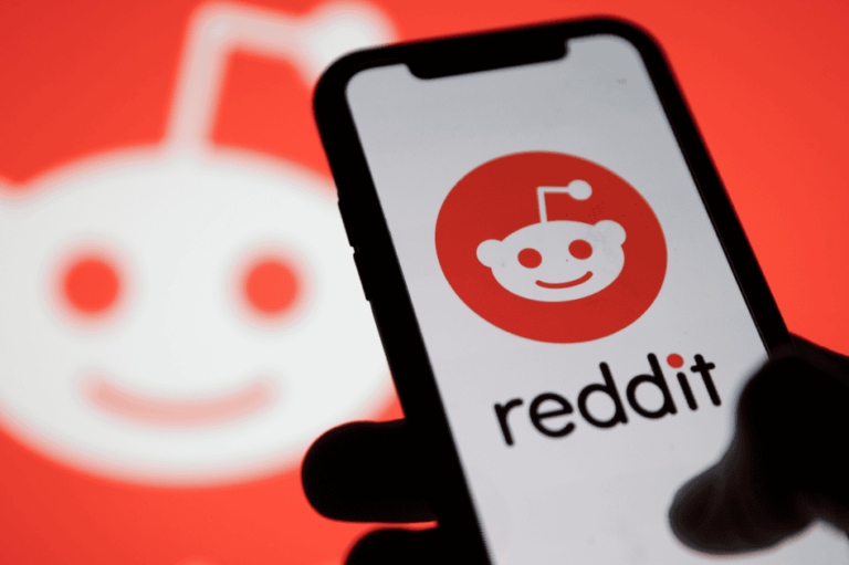 Ukraden izvorni kod internetske stranice Reddit