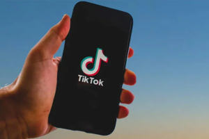 TikTok uvodi ograničenje korištenja za maloljetnike