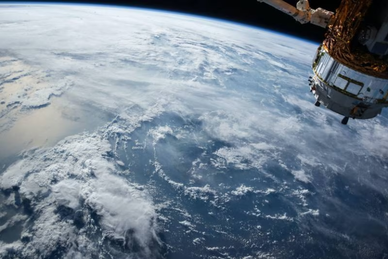 Dva desetljeća star satelit će ovih dana pasti na zemlju