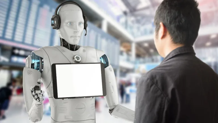 Prvi robot za check-in koji upoređuje lica putnika i fotografije u pasošima