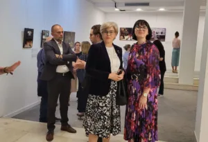 Izložba “Yves Saint Laurent by Alexandra i Pierre Boulat” u Mostaru