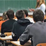 Učenici u školi - ilustracija uz rezultate PISA testiranja