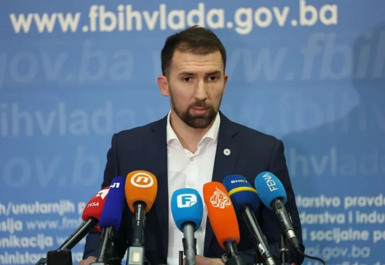 Adnan Delić, federalni ministar rada i socijalne politike