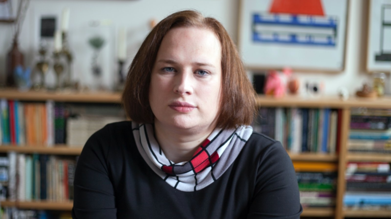Juliet Jacques u Mostaru: Apolitičnost je konzervativizam