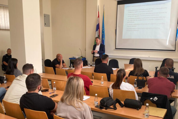 Obuka policijskih službenika MUP-a HNK za postupanje s djecom i maloljetnicima